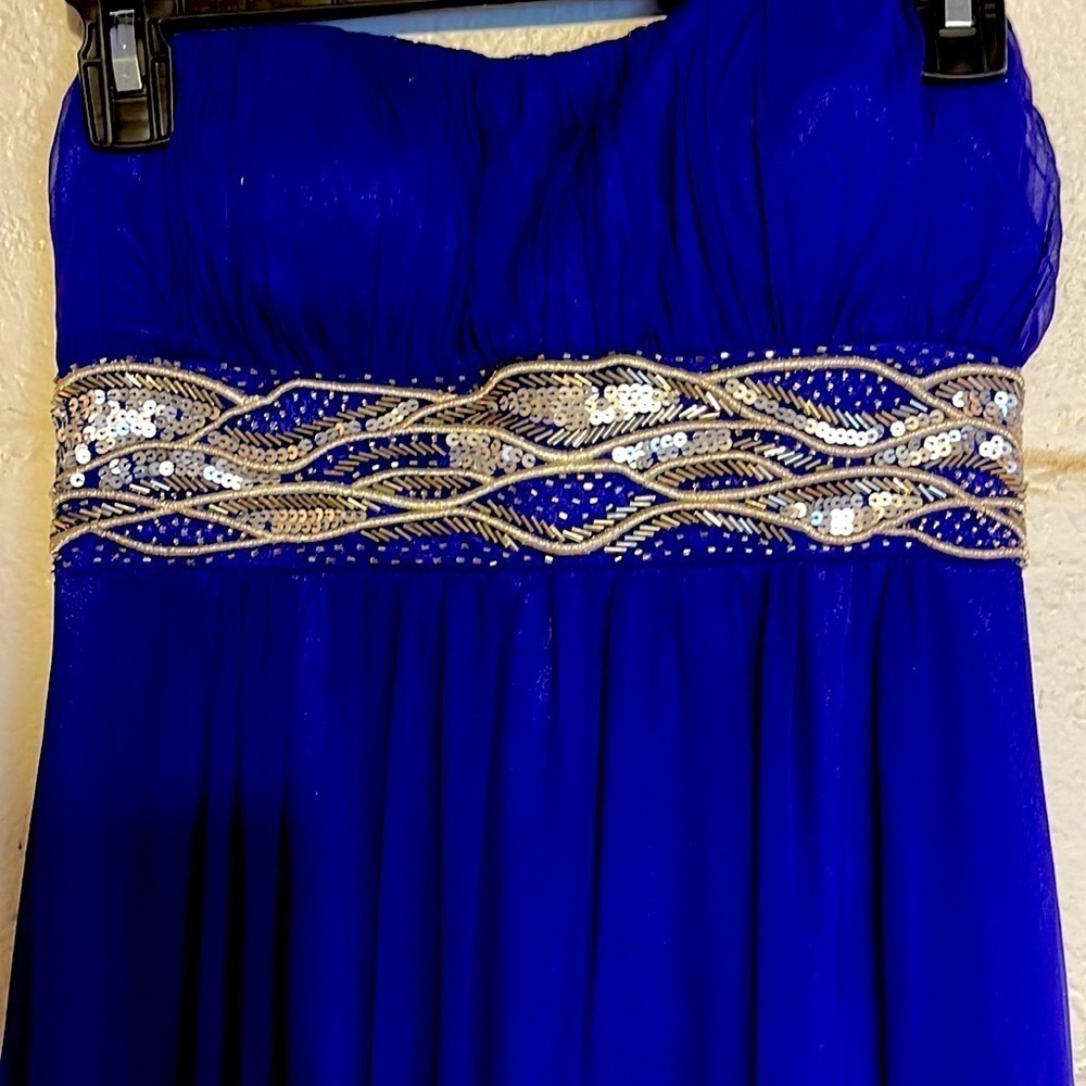 Strapless blue gown